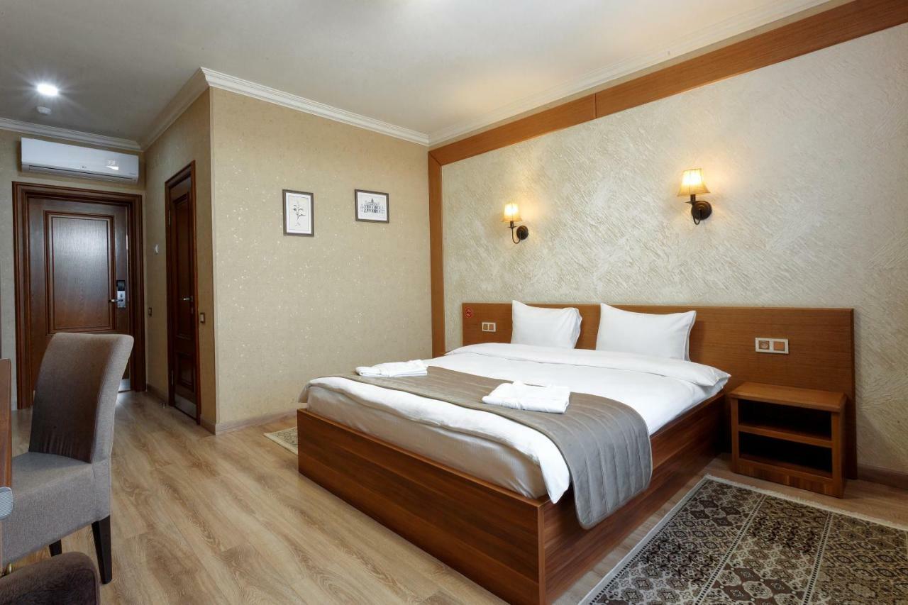 Sacvoyage Hotel Алмати Екстер'єр фото