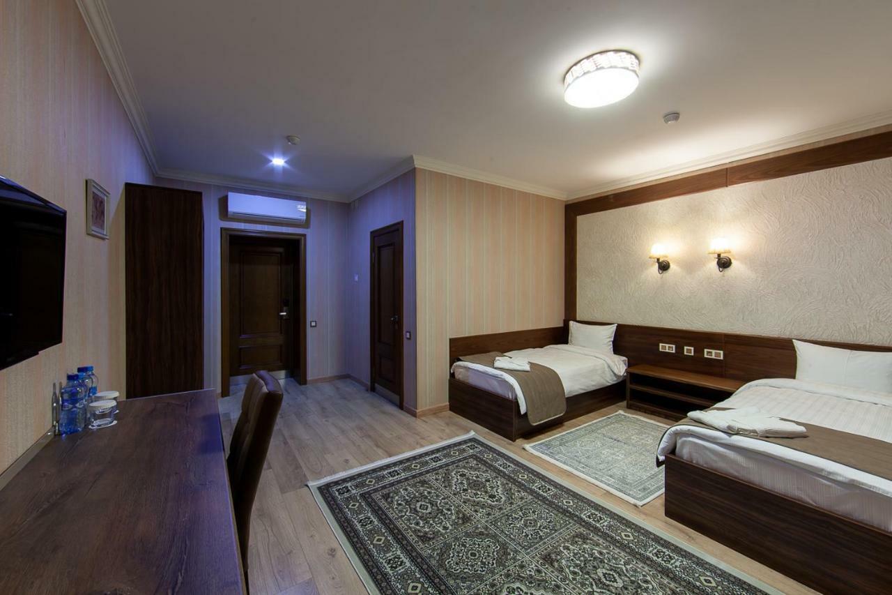 Sacvoyage Hotel Алмати Екстер'єр фото