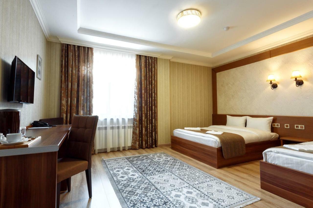 Sacvoyage Hotel Алмати Екстер'єр фото